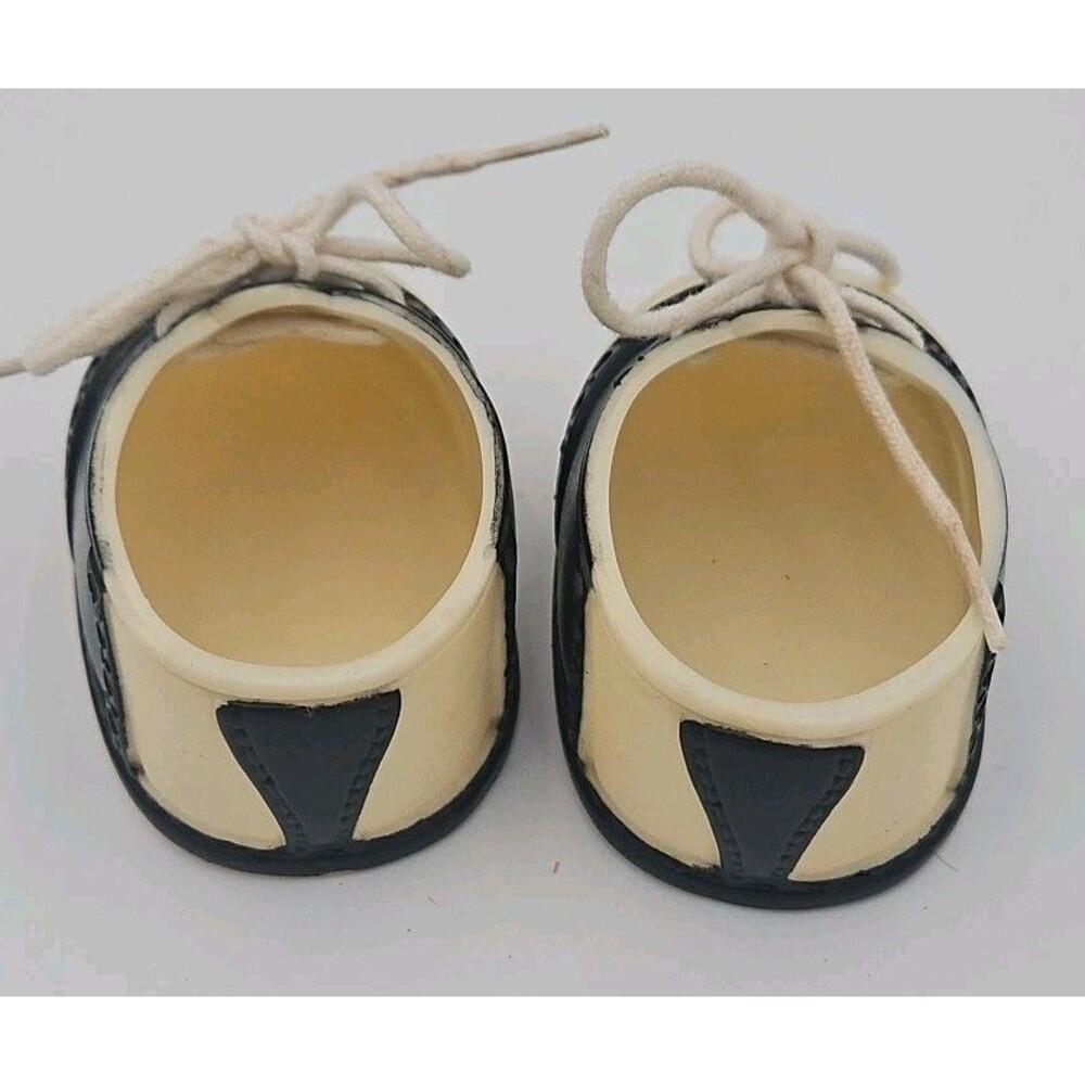 Vintage THT 1992 Doll shoes white and Black 3" Length - Picture 3 of 3